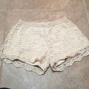 Lace shorts